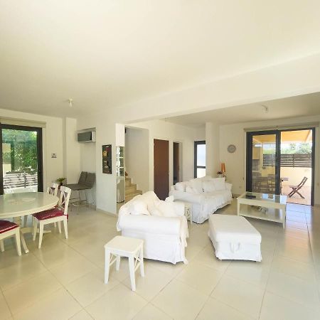 Villa Chrysa Protaras Exteriör bild