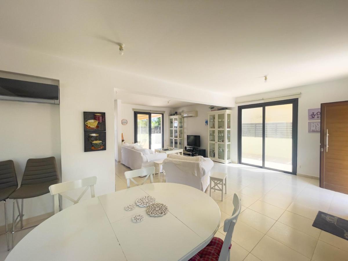 Villa Chrysa Protaras Exteriör bild