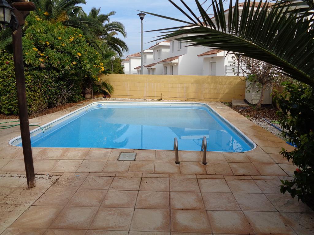 Villa Chrysa Protaras Rum bild