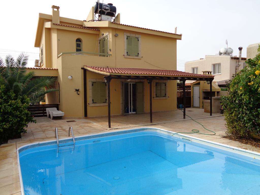 Villa Chrysa Protaras Rum bild